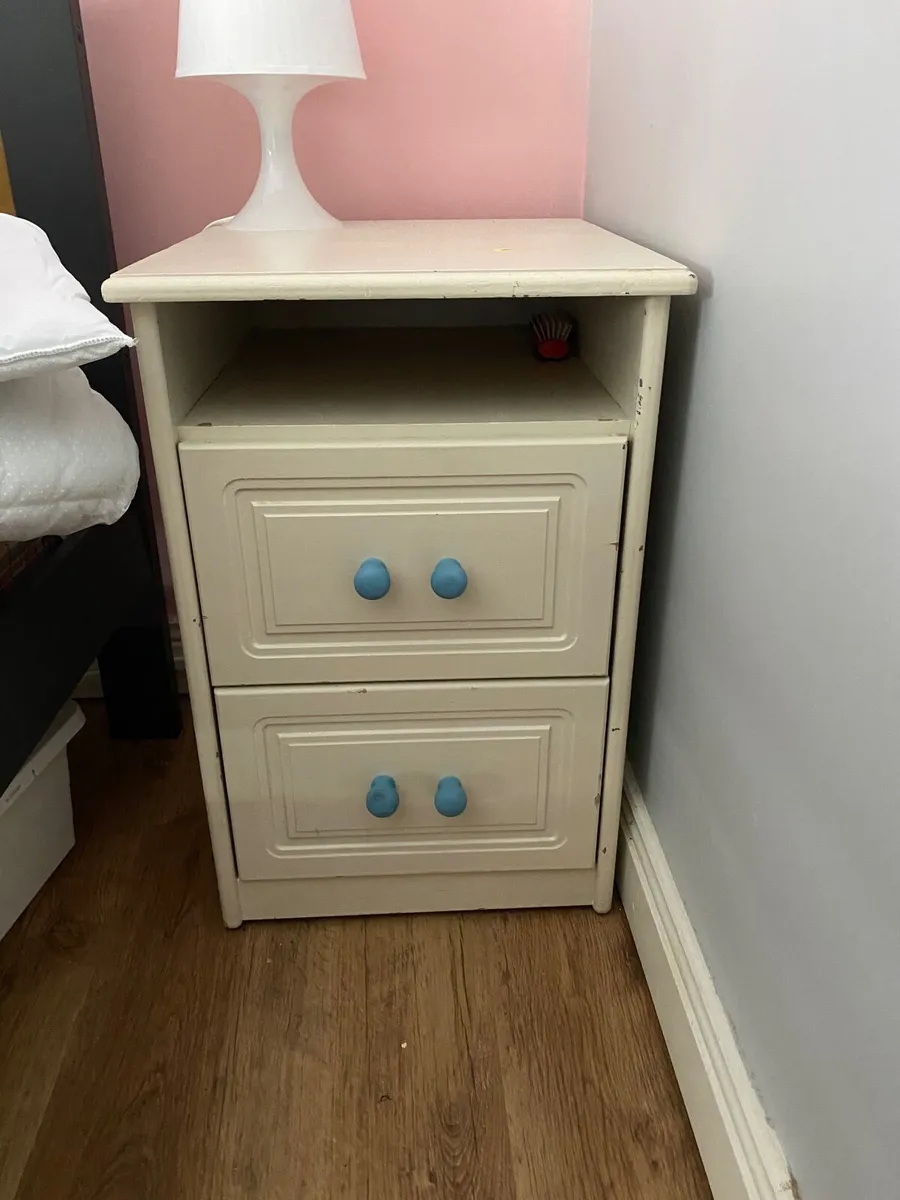 Bedside tables - Image 1