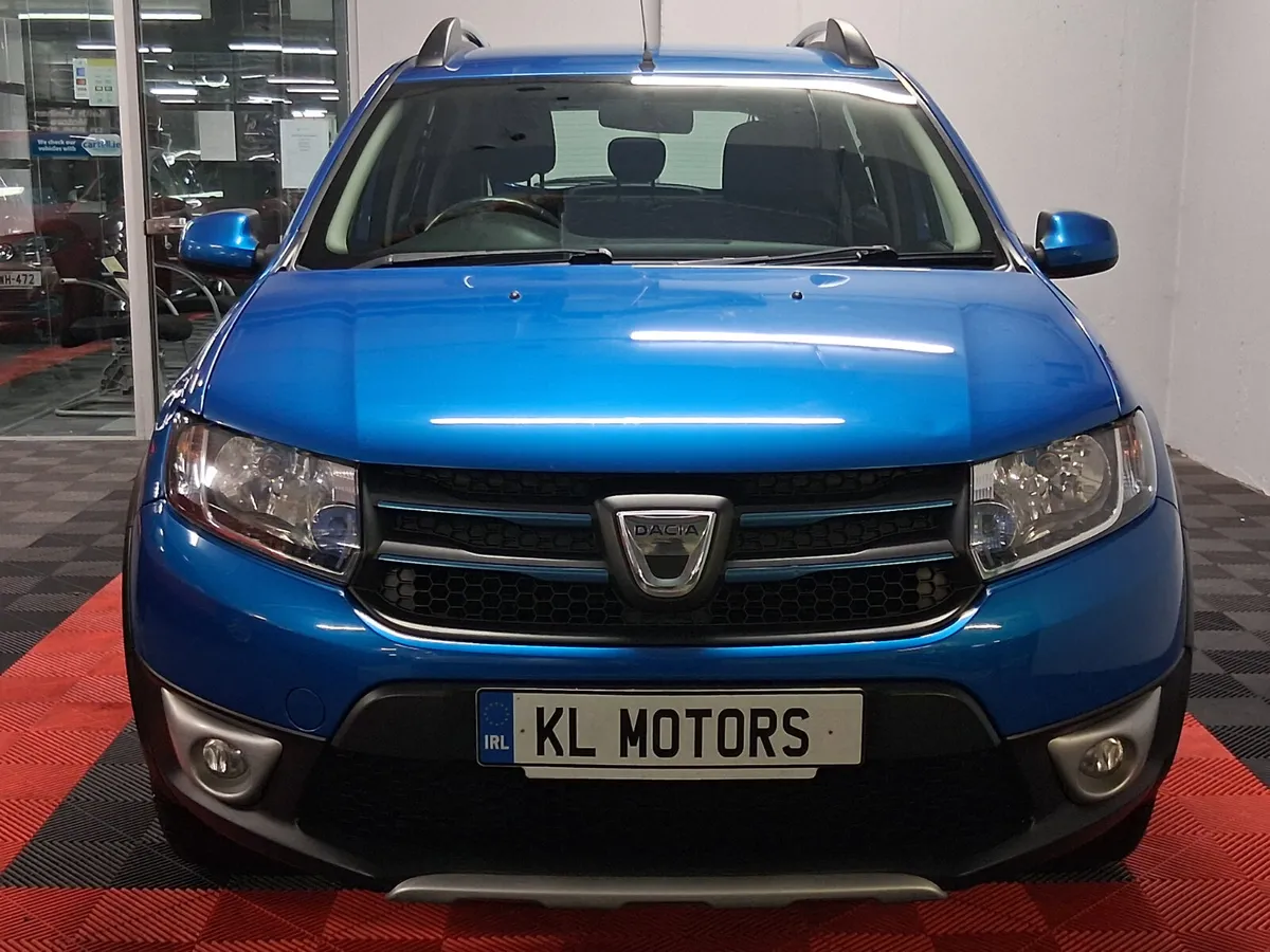 2014 Dacia Sandero Stepway **FINANCE AVAILABLE** - Image 4