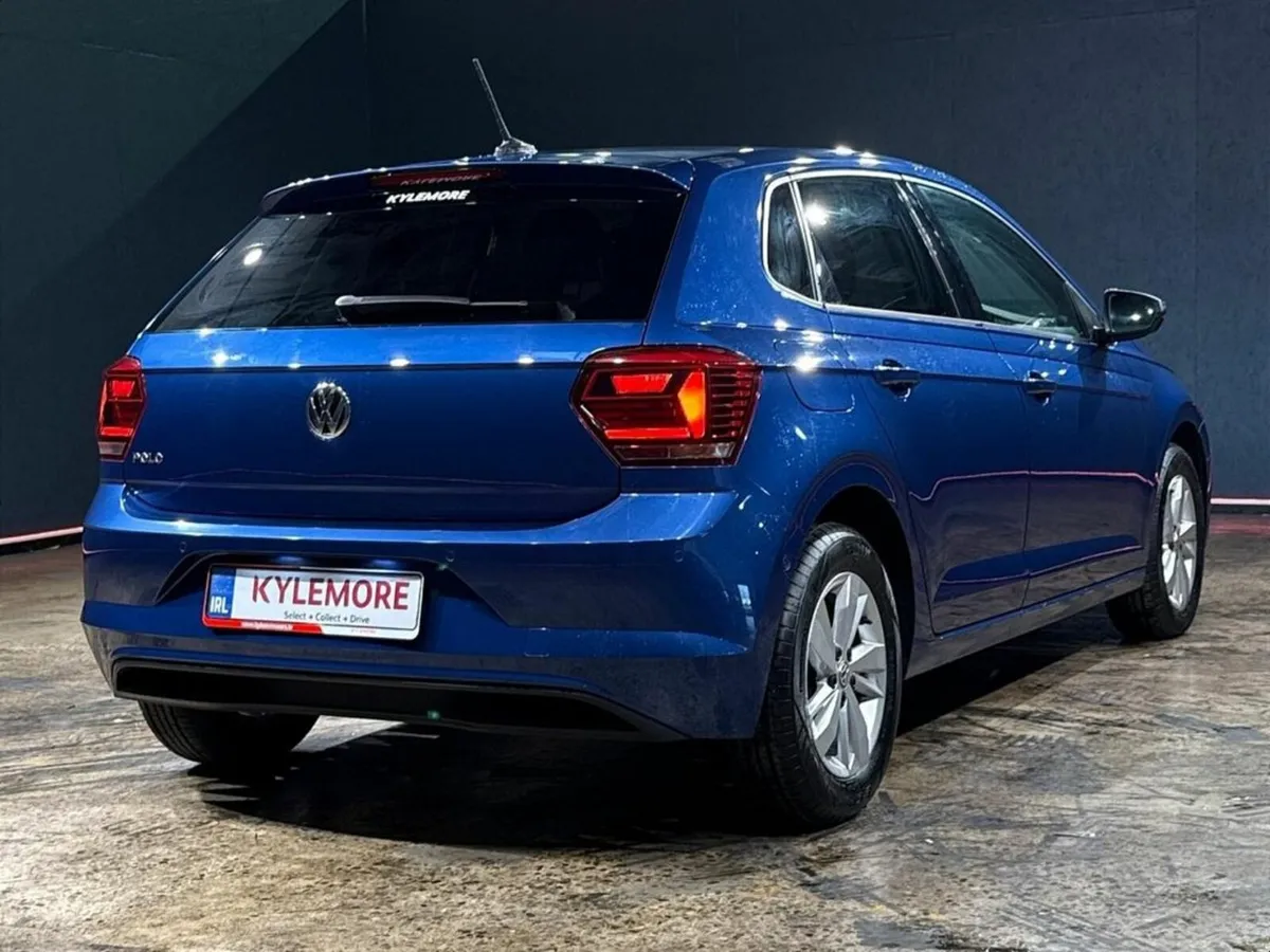 Volkswagen Polo 1.0 AUTOMATIC - CRUISE CONTROL - R - Image 3