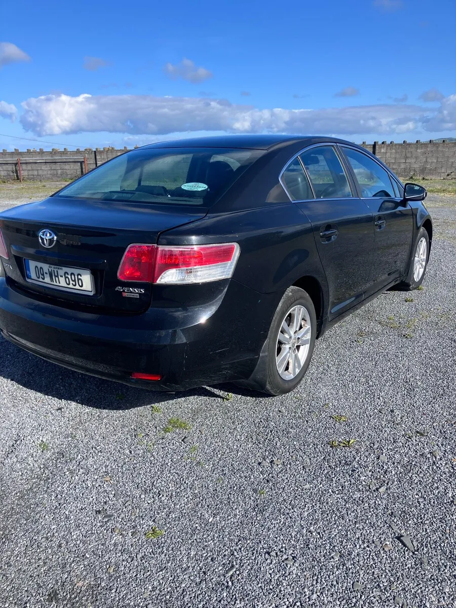 Toyota avensis - Image 4