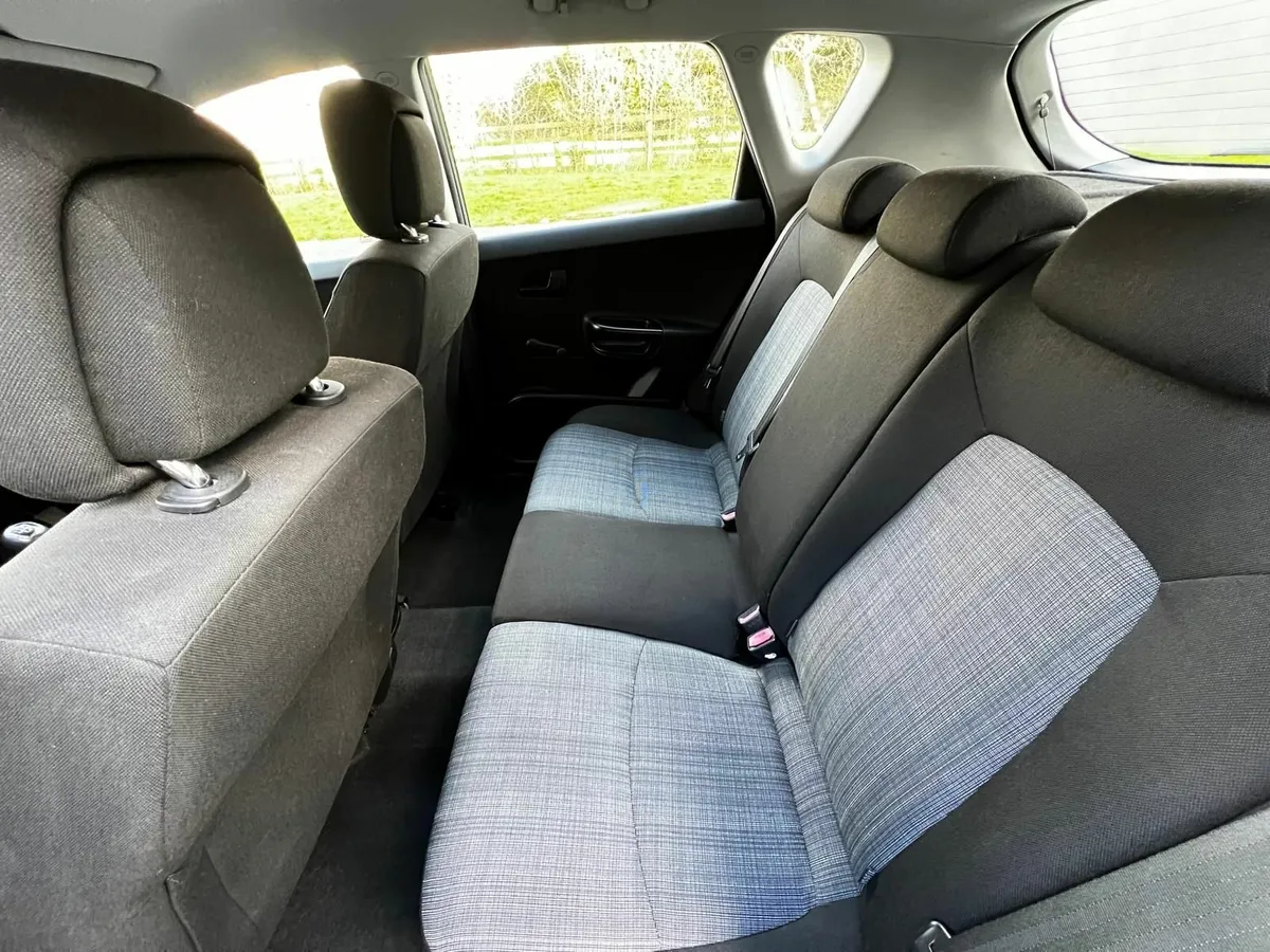2010 Kia Cee’d 2 1.6L Hatchback – NCT 02/26 - Image 3