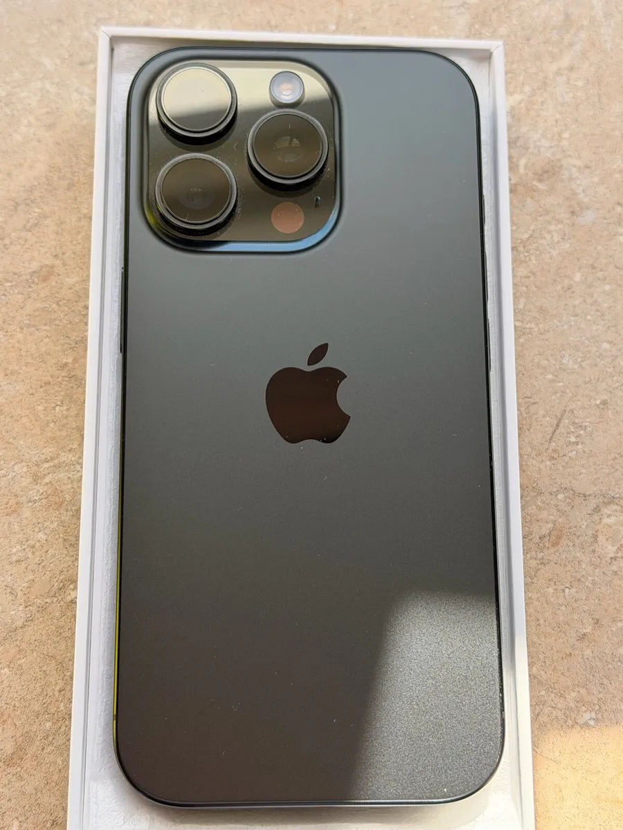 iPhone 16 pro-256g - Image 4