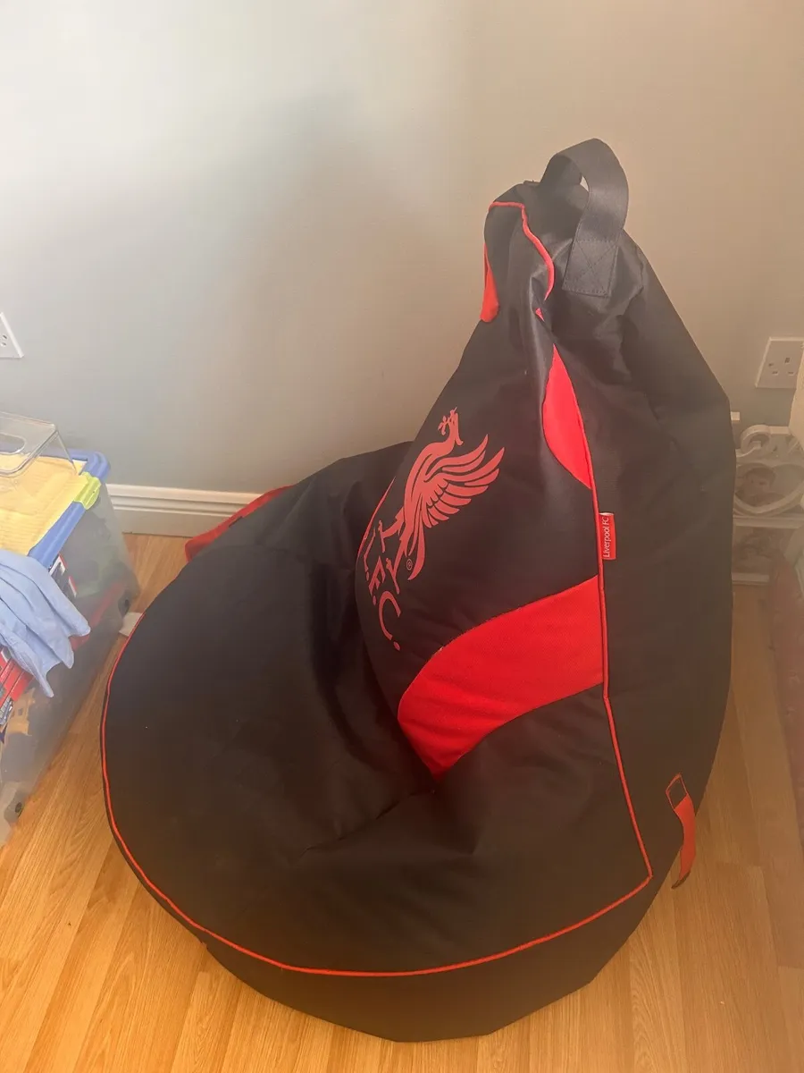 Liverpool beanbag - Image 3