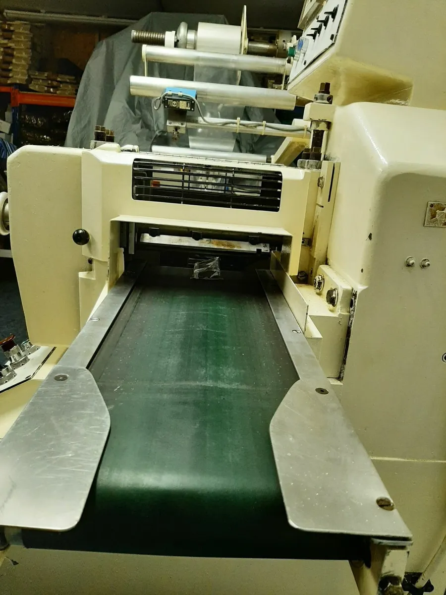 Flow wrapper 1  Flow wrapper 2 - Image 2