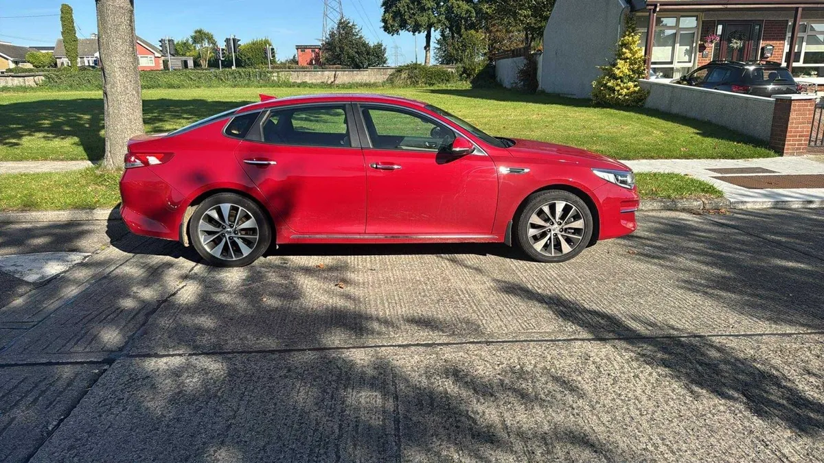 Car - Image 4