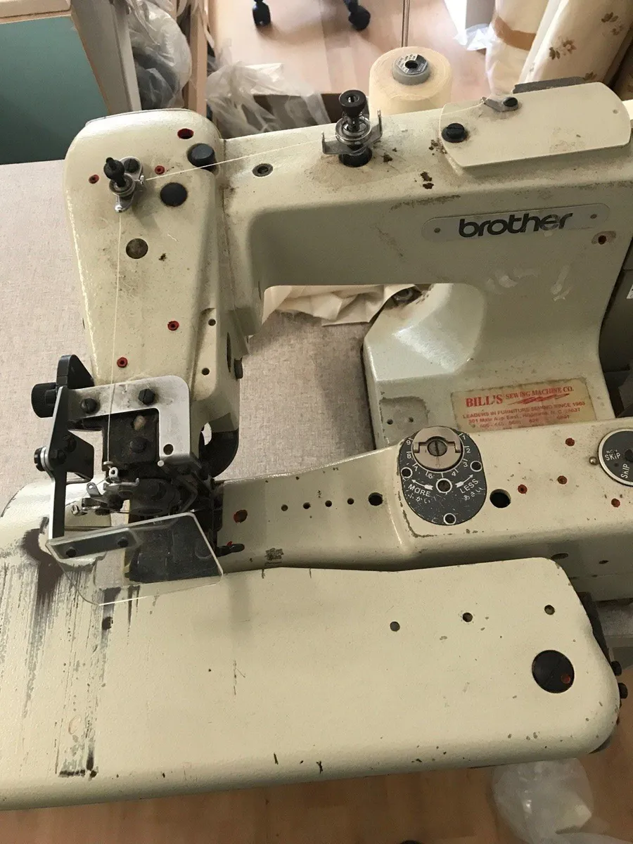 7 Industrial Sewing Machines - Image 4