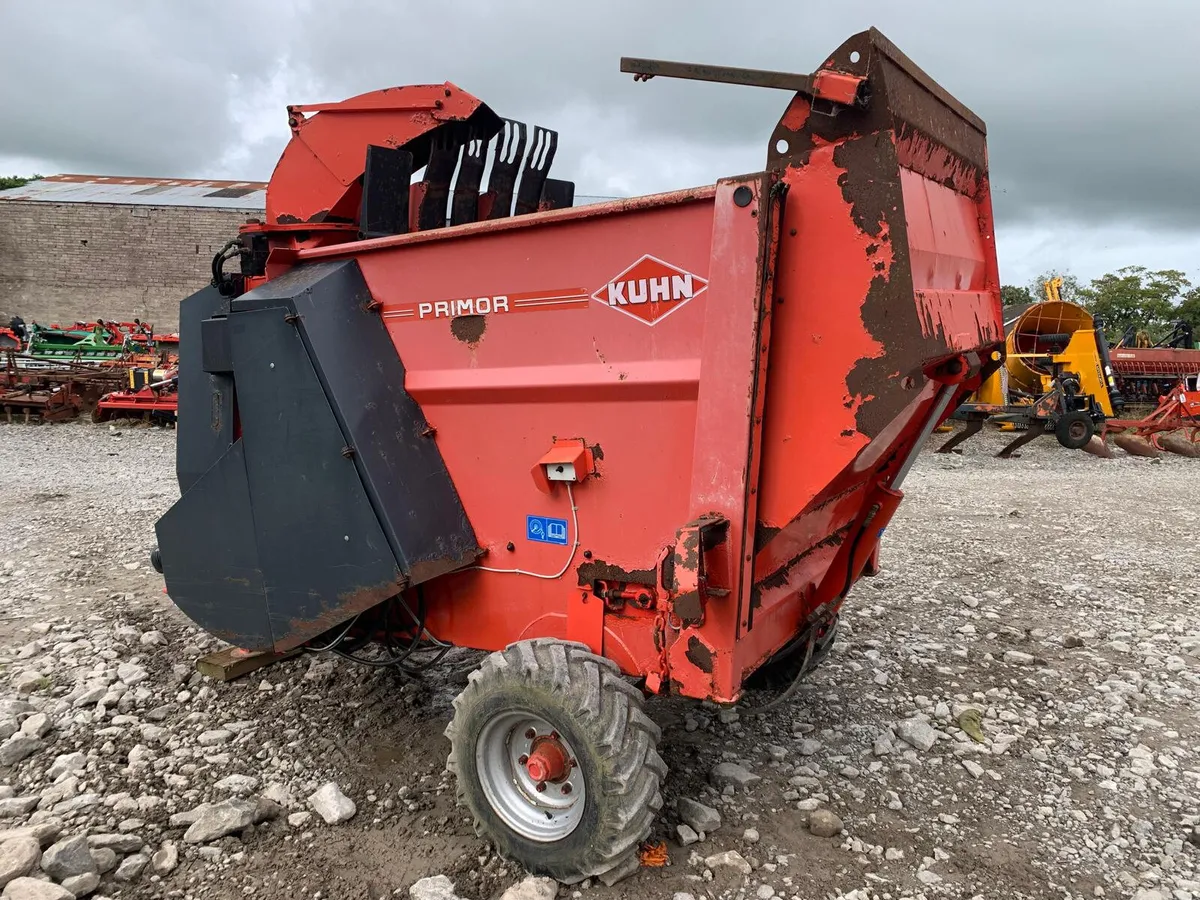 KUHN PRIMOR 3560 BALE SHREDDER : 11018328 - Image 2