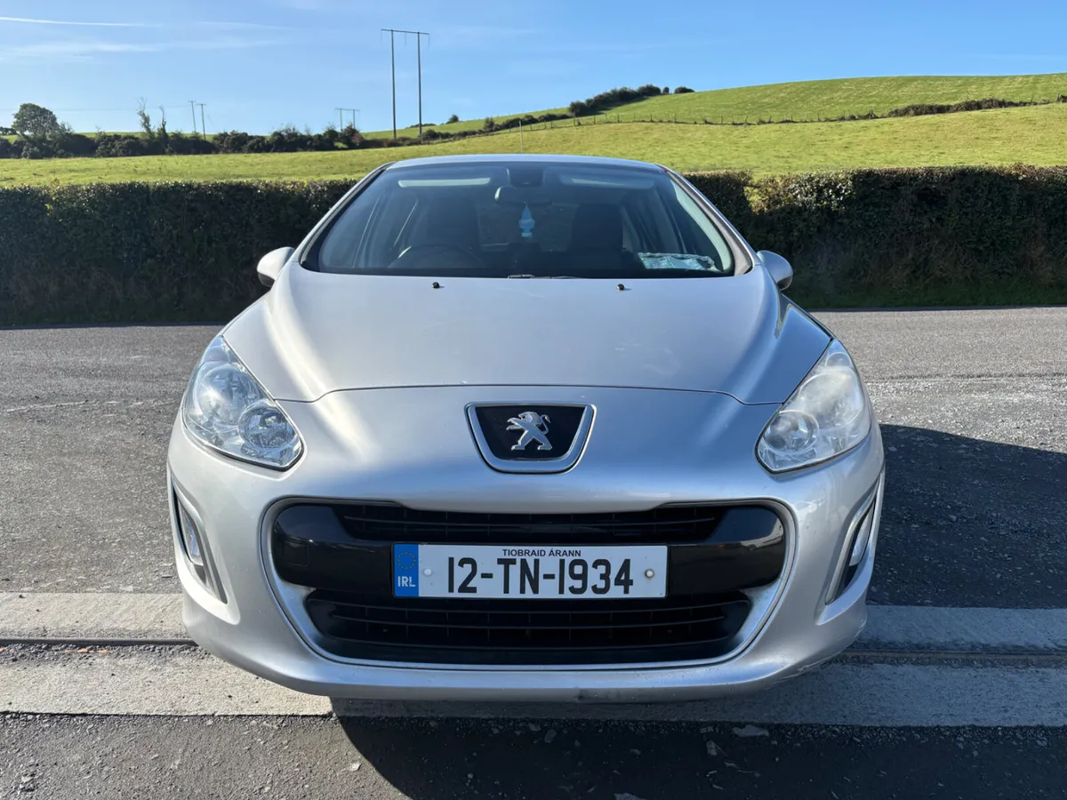 Peugeot 308 2012 - Image 2