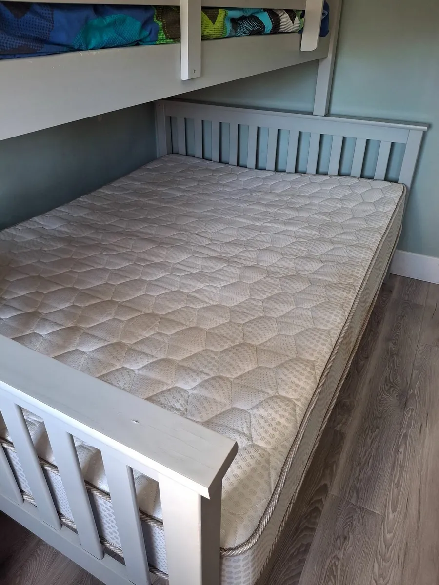 Mattress - Image 4