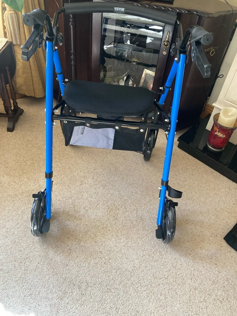 Mobility rollator - Image 3
