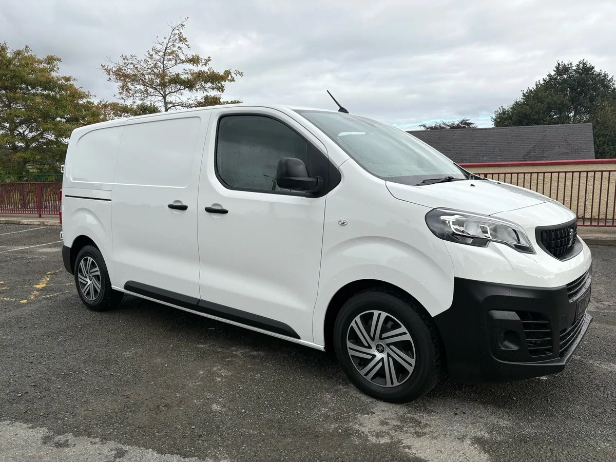 2022 (221) PEUGEOT EXPERT PROFESSIONAL - Image 1