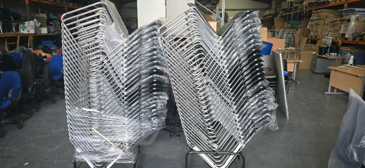 Skid frame chairs x 50 (new) - Image 4