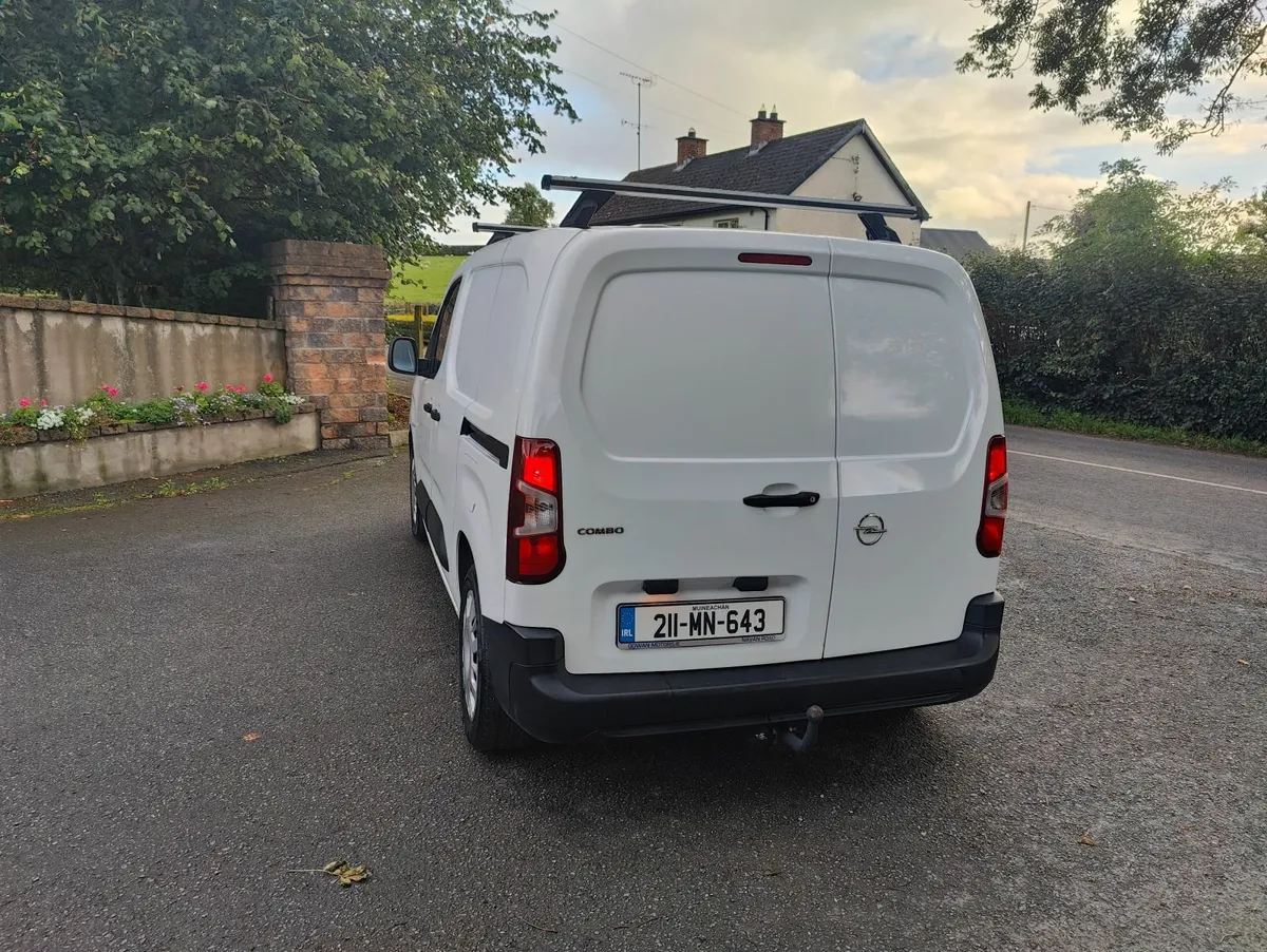 Opel Combo 2021 - Image 3