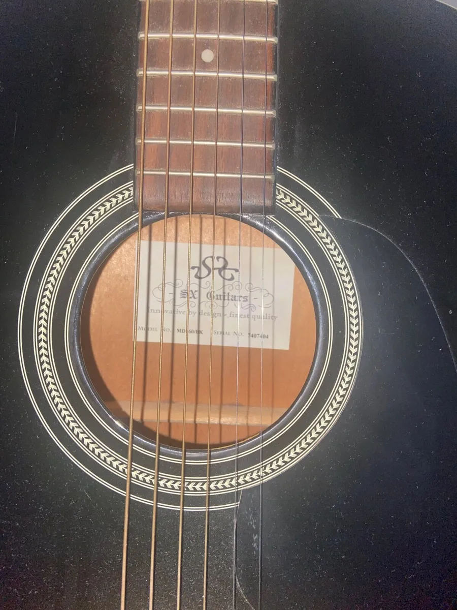 Guitar - Image 4