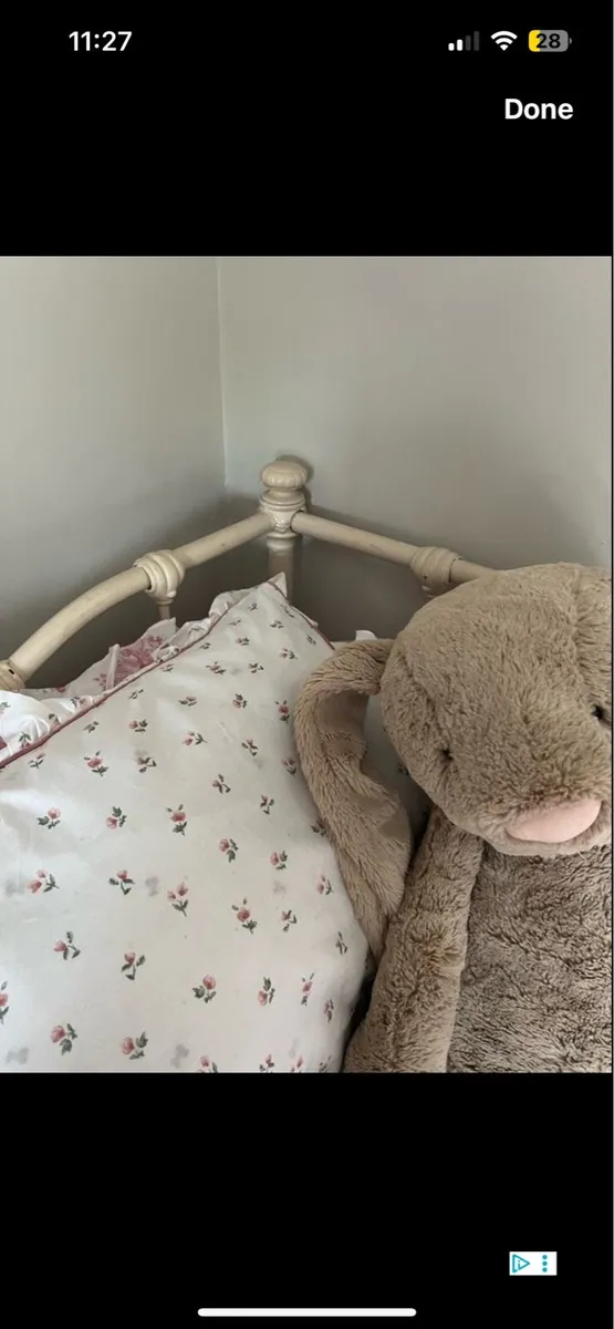 Laura Ashley day bed - Image 1