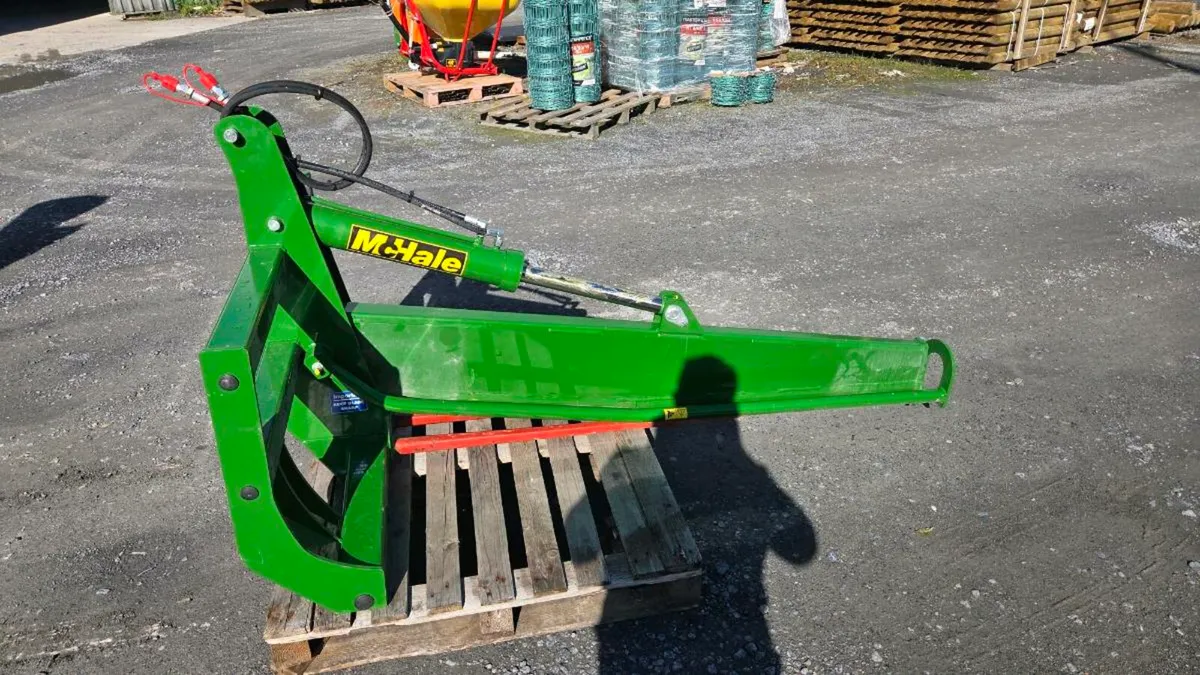 McHale Bale splitter - Image 1