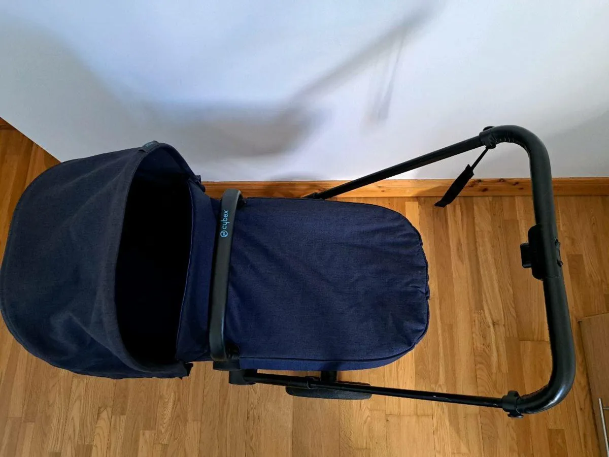 Cybex Priam travel system - Image 2