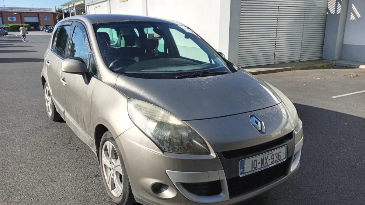 RENAULT SCENIC / 2010 / 1.5 DIESEL / MANUAL - Image 3
