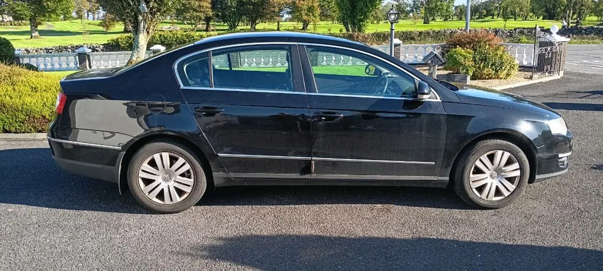 Car - Image 3