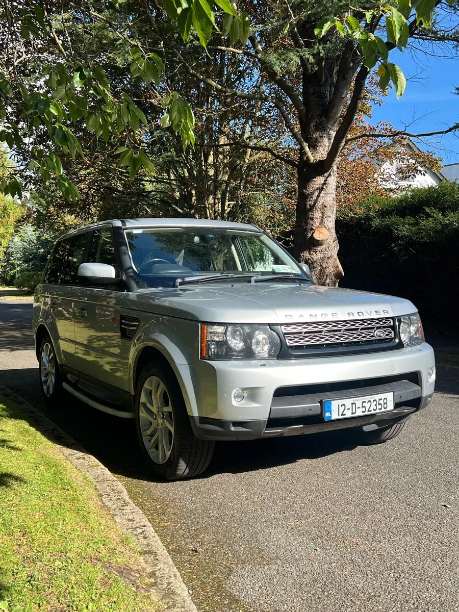 Range Rover Sport 3.0 SE (new test) - Image 1