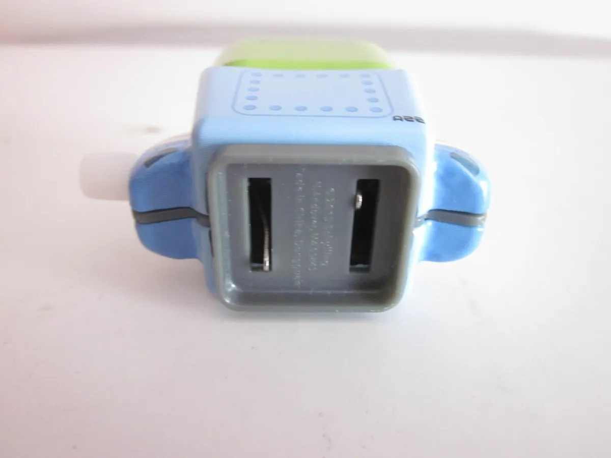 Schylling Mini Tin Robot - Image 4