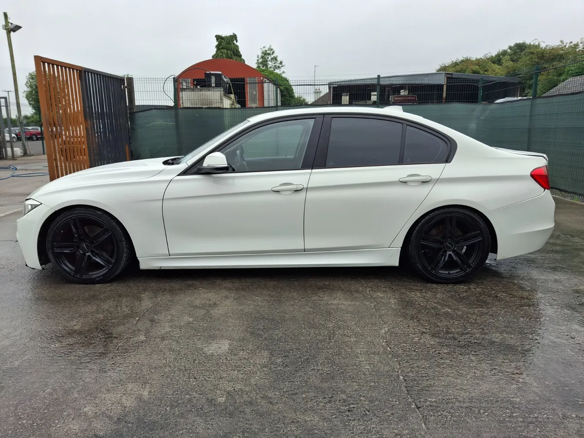 *2013 BMW 3 Series  318 d M Sport Kit - Image 4