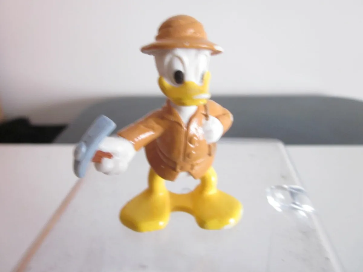 Donald Duck Disney PVC Figure  Explorer - Image 1