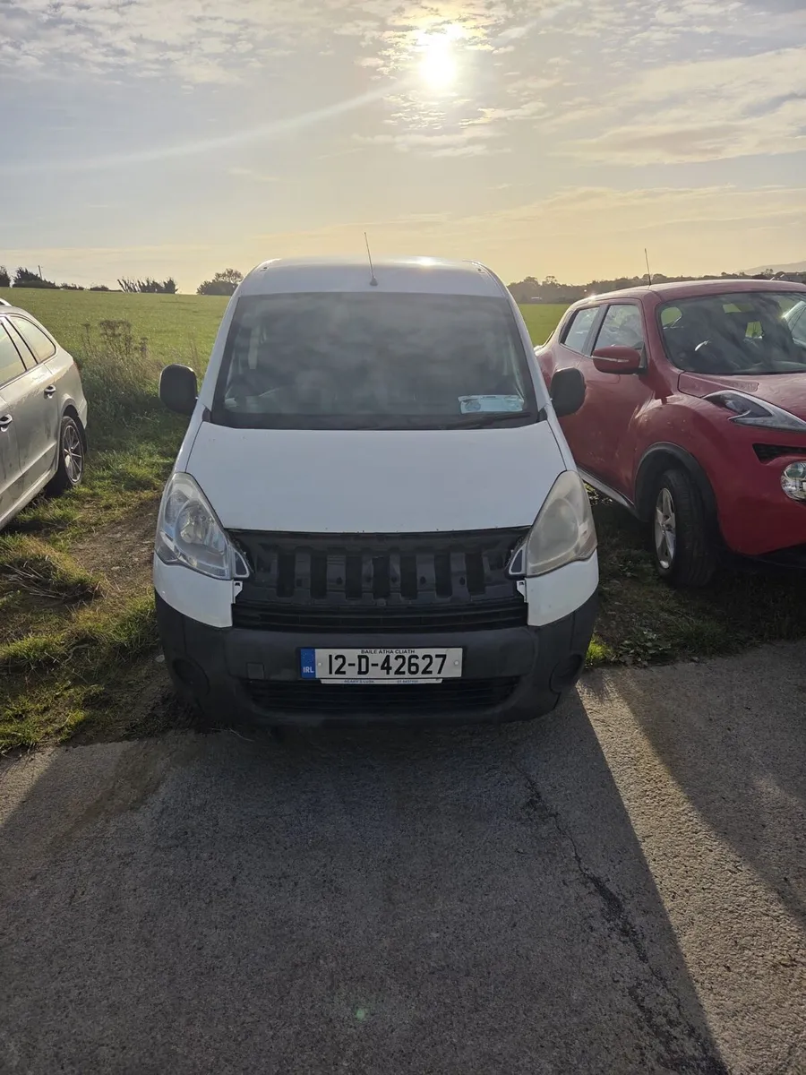 12 Citroen Berlingo van - Image 1