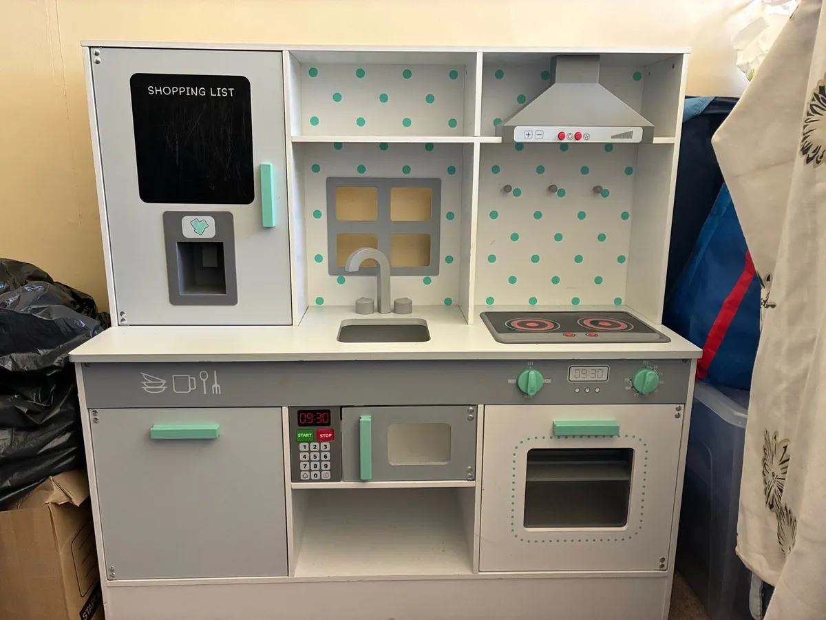 Toy Wooden Kitchen