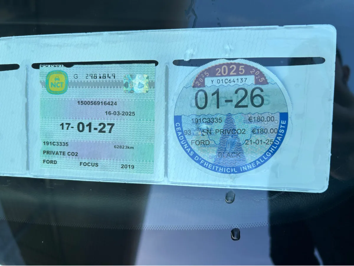 Ford Focus TITANIUM 1.5 TDCI 125PS 6 5DR 6SPEED - Image 4