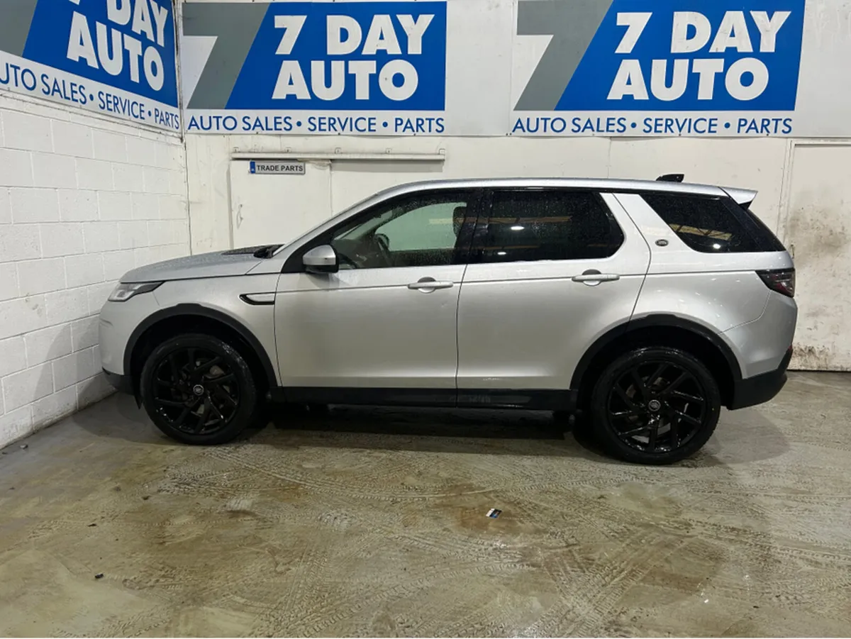 Land Rover Discovery Sport 7 SEATER AUTO 2.0 D4E - Image 4