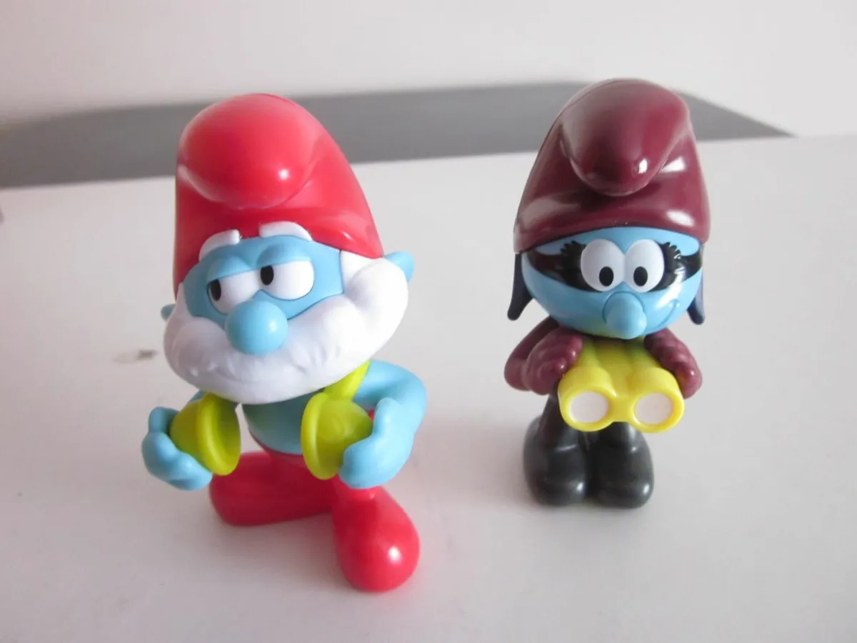 Burger King Smurfs Papa /Moxie Figures 2024 - Image 1