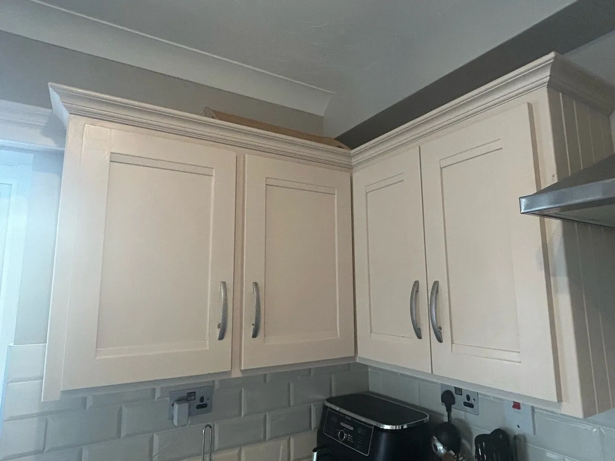 Kitchen and utility - Image 4