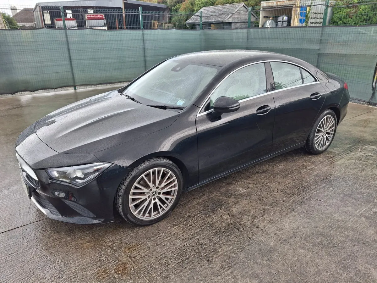 *202 Mercedes CLA.   light damage - Image 2