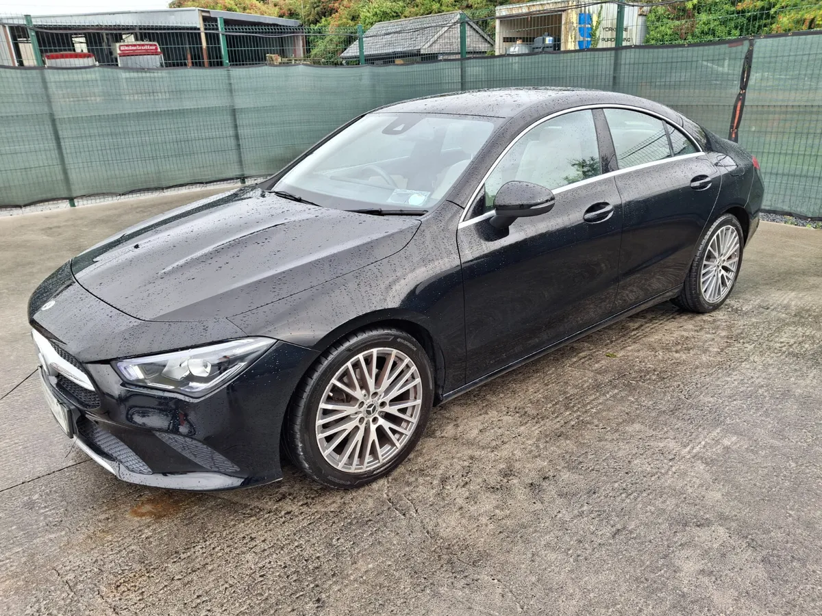 *202 Mercedes CLA.   light damage - Image 4