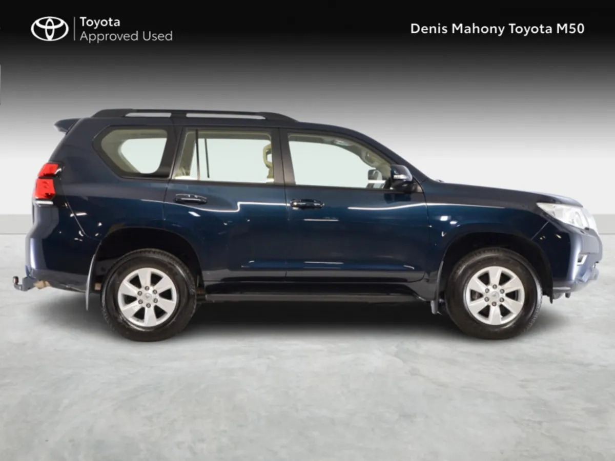 Toyota Land Cruiser LWB Business ***NO VAT*** - Image 3