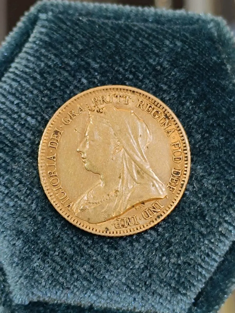 1893 Half Sovereign Coin , 22k - Image 2