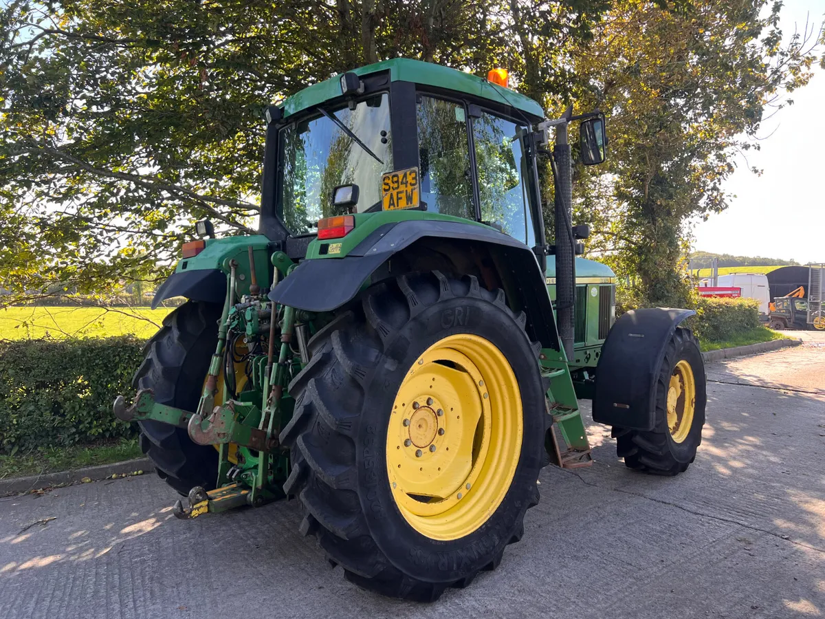 John Deere 6810 - Image 4