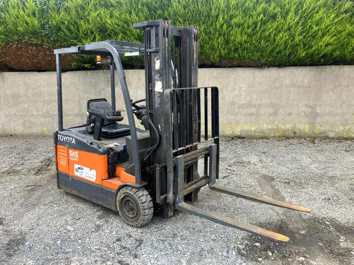 Toyota 1.5T Electric Forklift **Online Auction** - Image 1