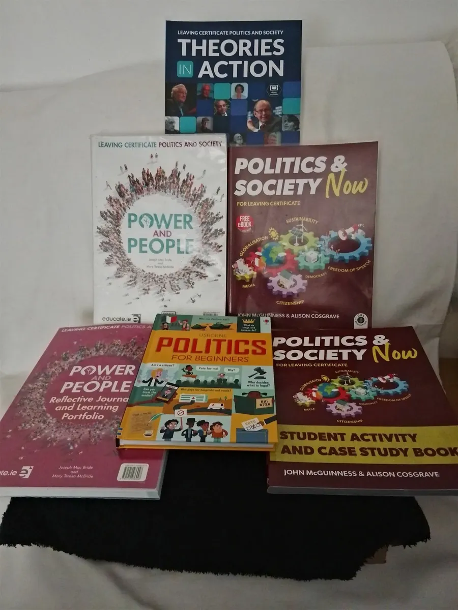School books - Image 1