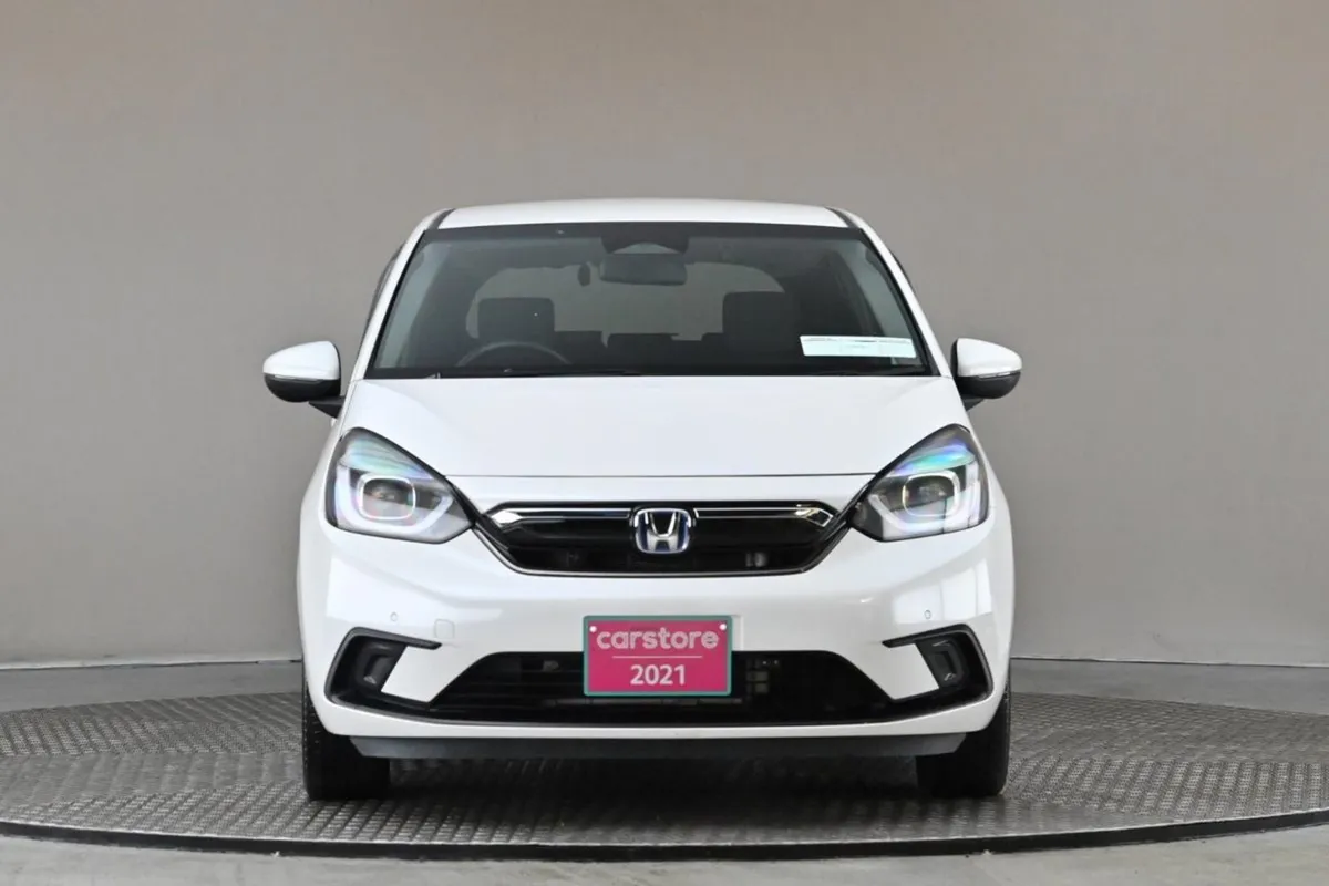 Honda Fit 1.5 109BHP HEV E-cvt  park Sensors reve - Image 2