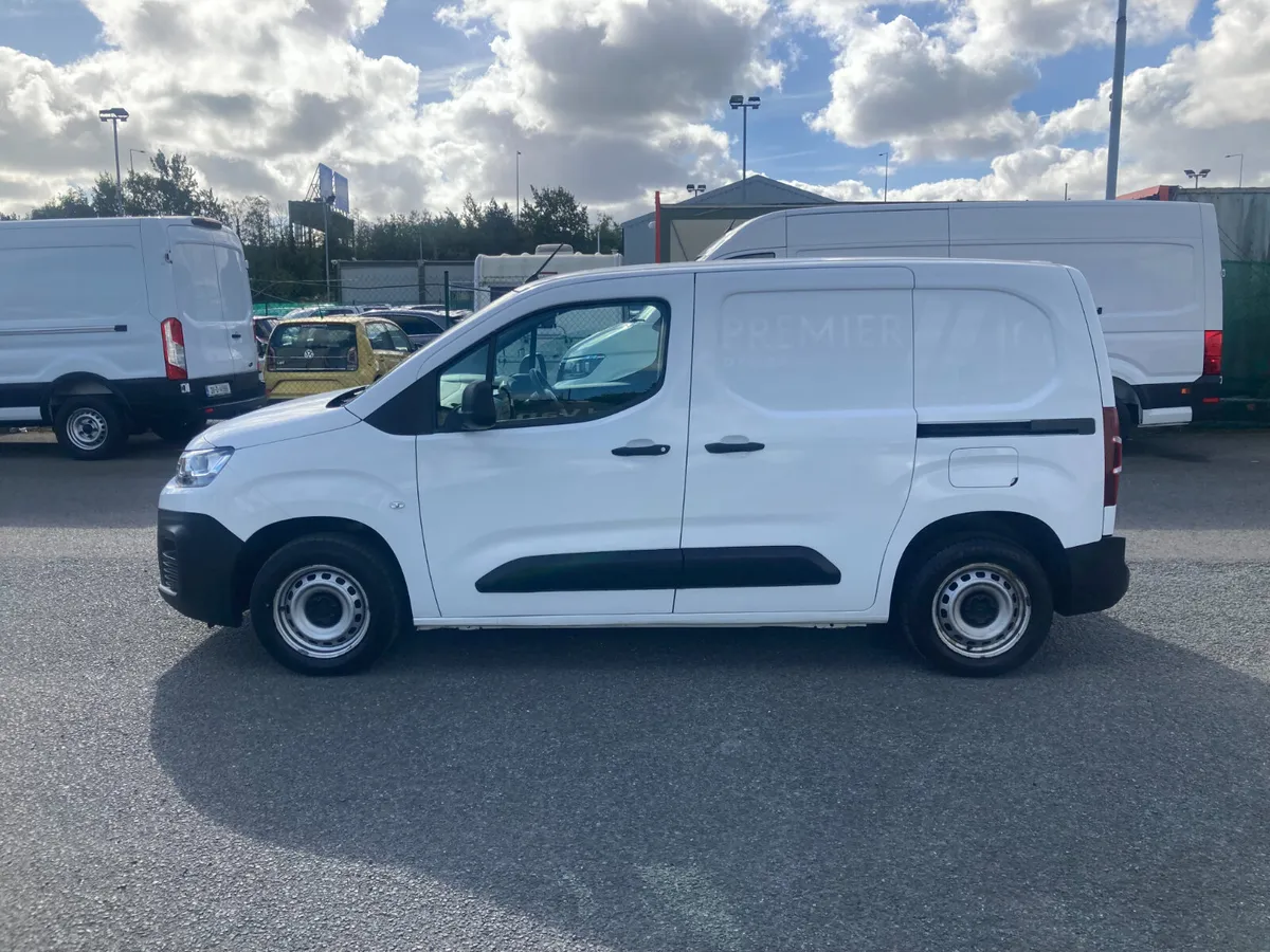 Citroen Berlingo 2021 - Image 4