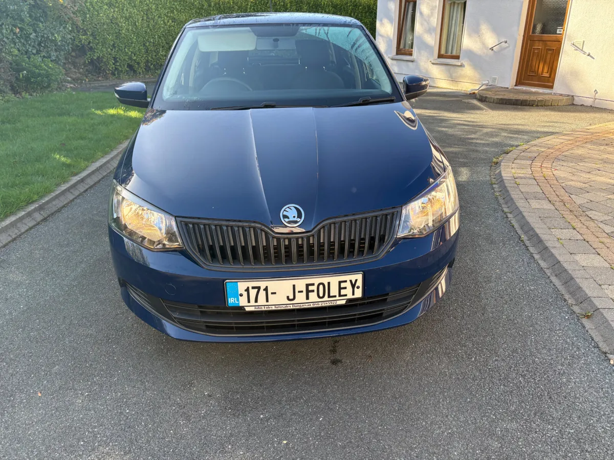 2017 -Skoda -Fabia -1.0 -5 door - Image 2
