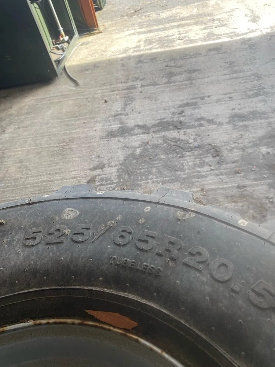 4no.rims and tires - Image 3