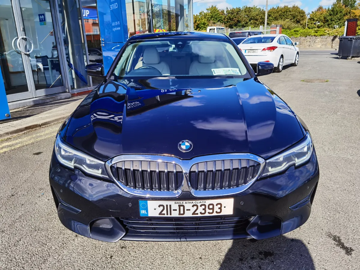 BMW 3 SERIES 318D SPORT AUTOMATIC - Image 2