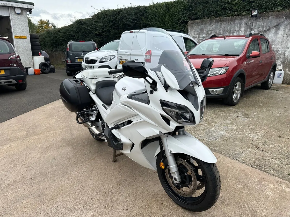 YAMAHA FJR 2018 - Image 2