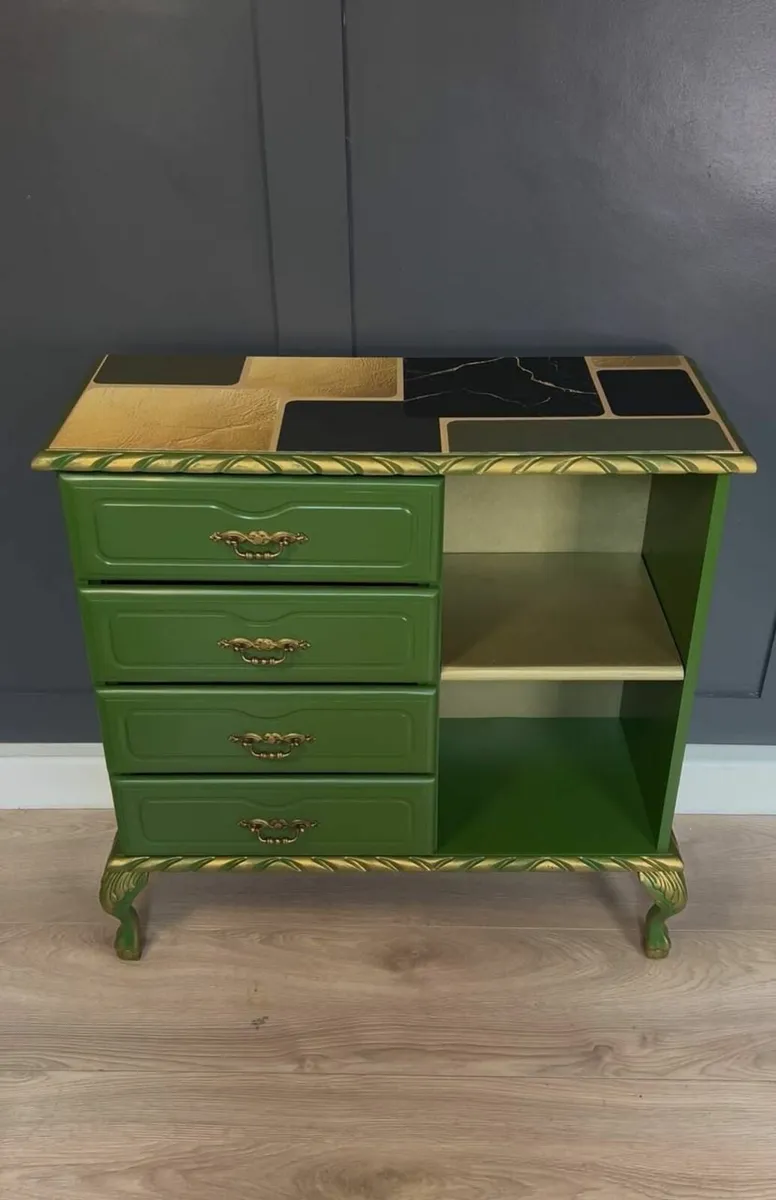 Sophisticated Green Console Table - Image 2