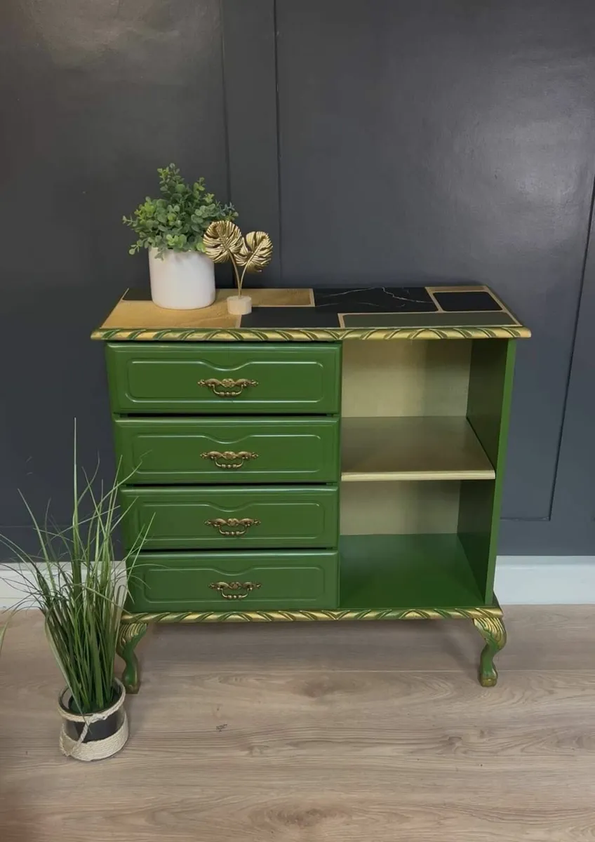 Sophisticated Green Console Table - Image 3