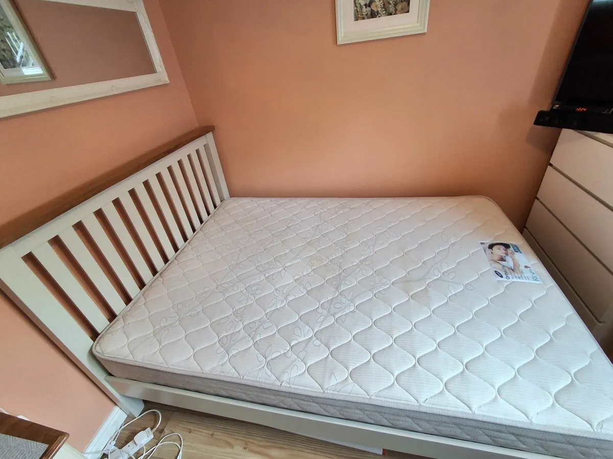 King Size  bed  with mattress +  memory foamtopper - Image 3