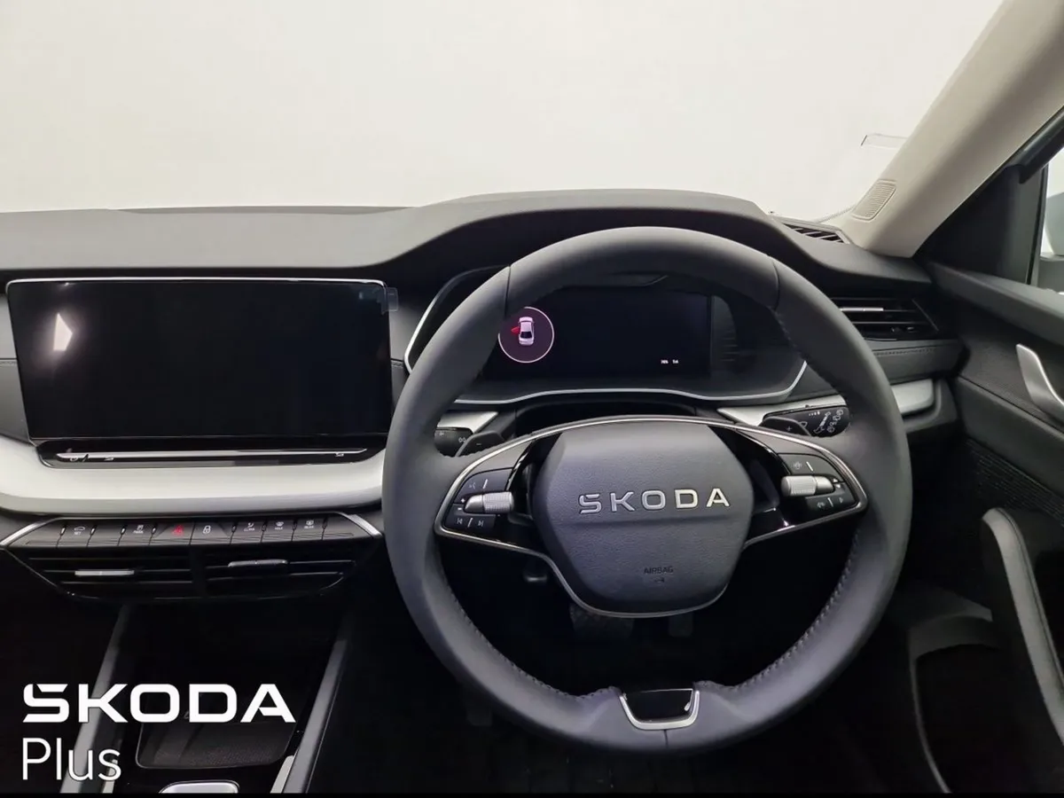 Skoda Octavia Selection 2.0tdi 150HP DSG - Image 3